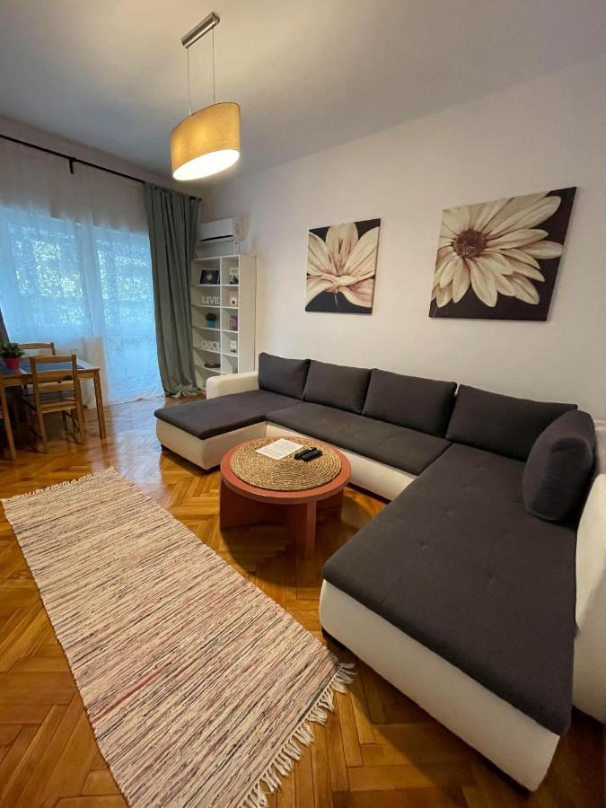 דירות בוקרשט Interbellic Flat מראה חיצוני תמונה